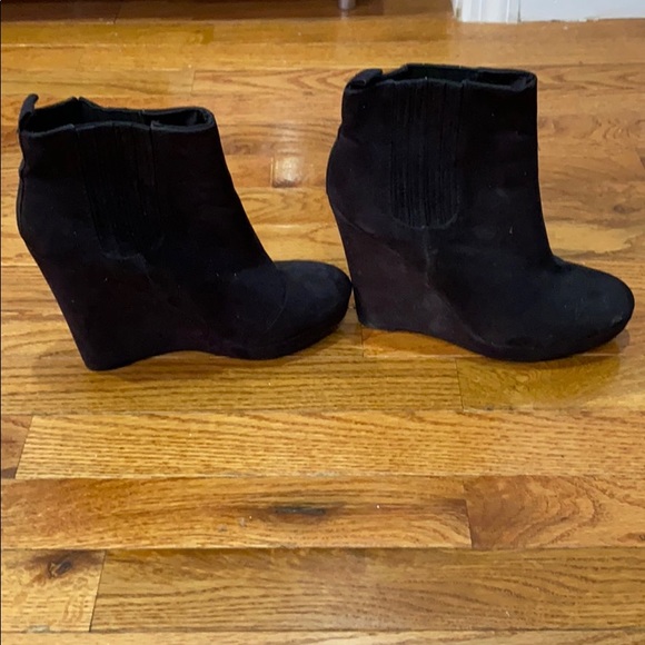 H&M black suede wedge boots - Picture 1 of 3